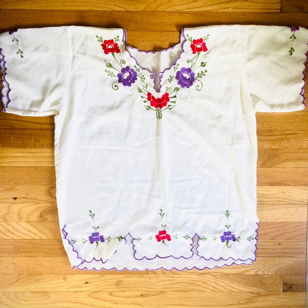 True Vintage Embroidered Mexican Blouse